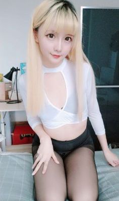 丝袜美腿亚洲综合_BD韩语电影在线看