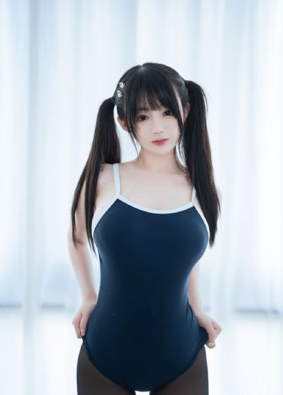 男女一边脱一边做在线播放_迅雷1080